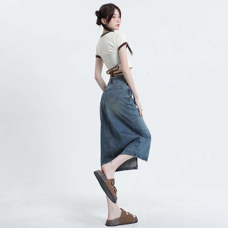 韓国スタイル　ミドル丈デニムタイトスカート