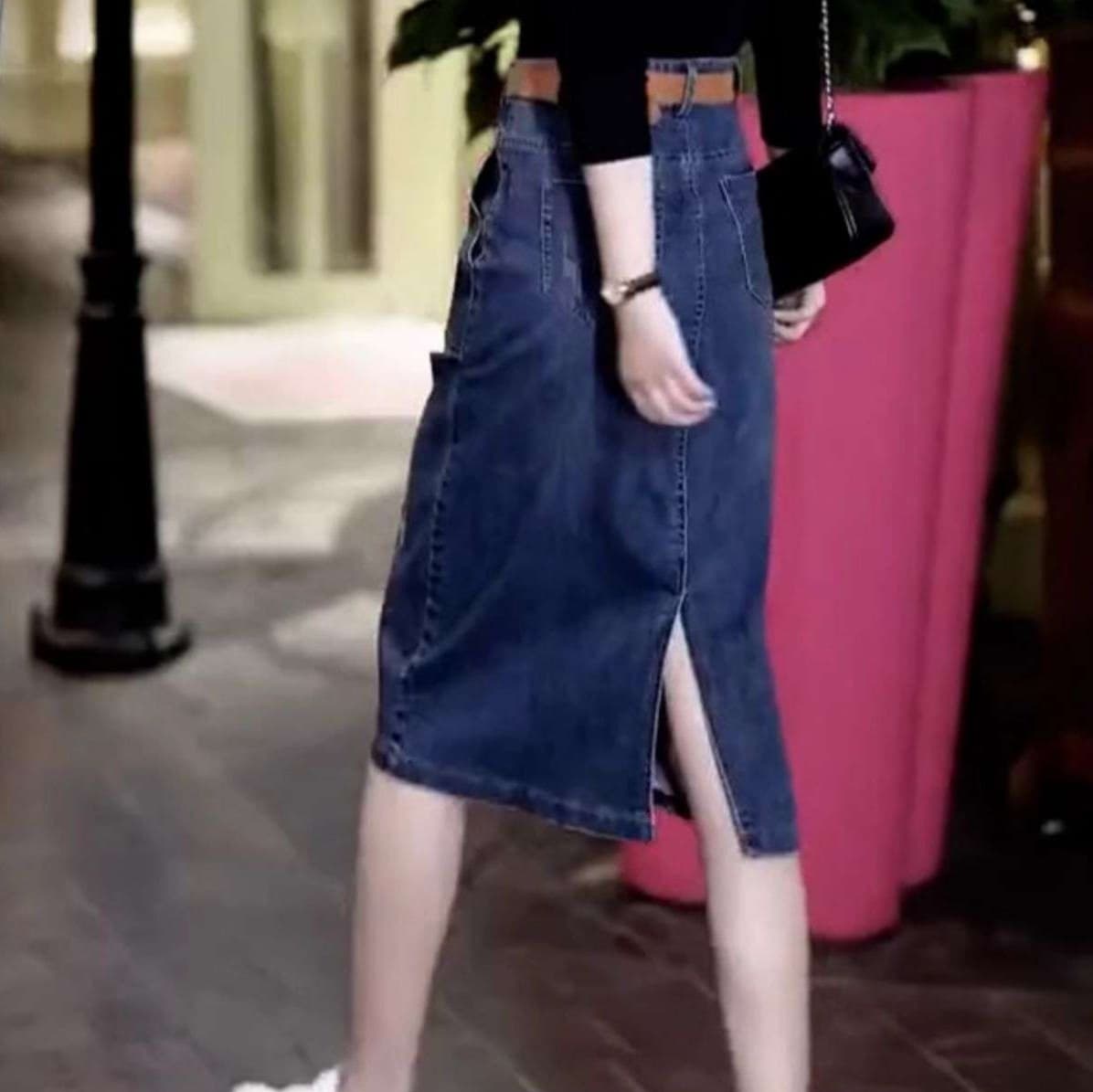 カジュアルスタイル　 大人かわいいデニムタイトスカート