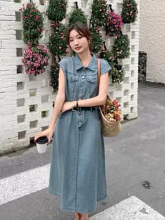 カジュアルスタイル 夏のカフェスタイル デニムシャツワンピース