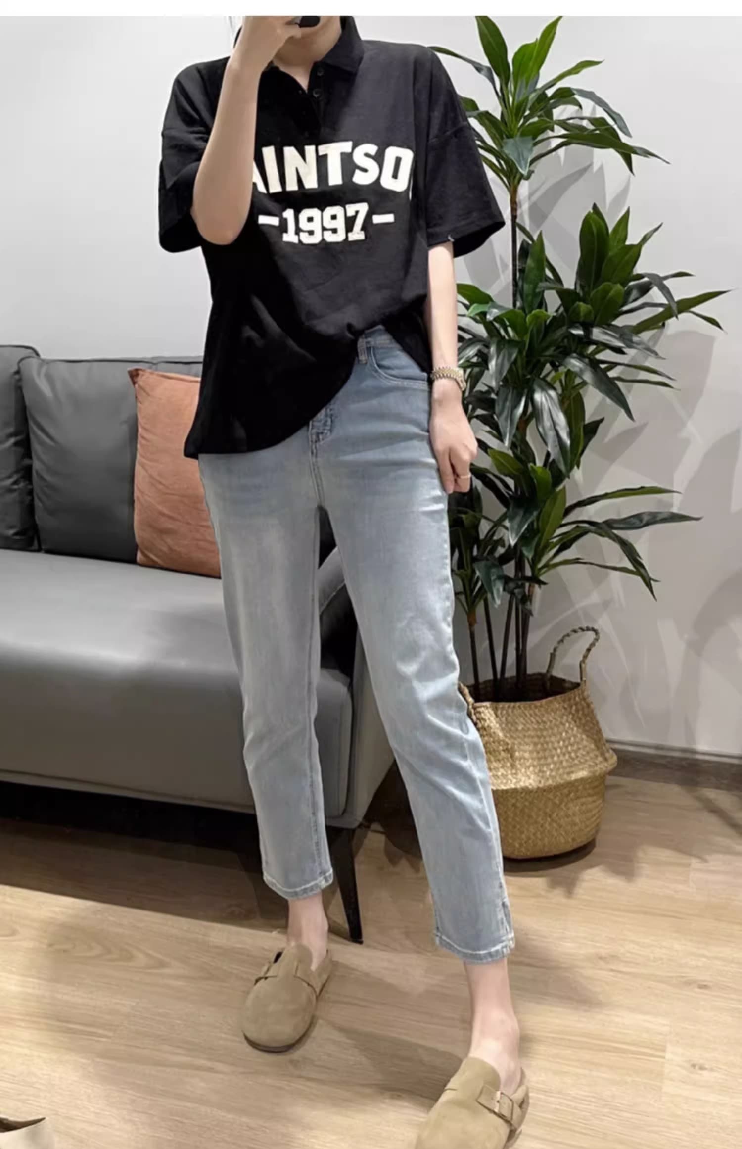 カジュアルスタイル 快適シルエット リラックスストレートジーンズ