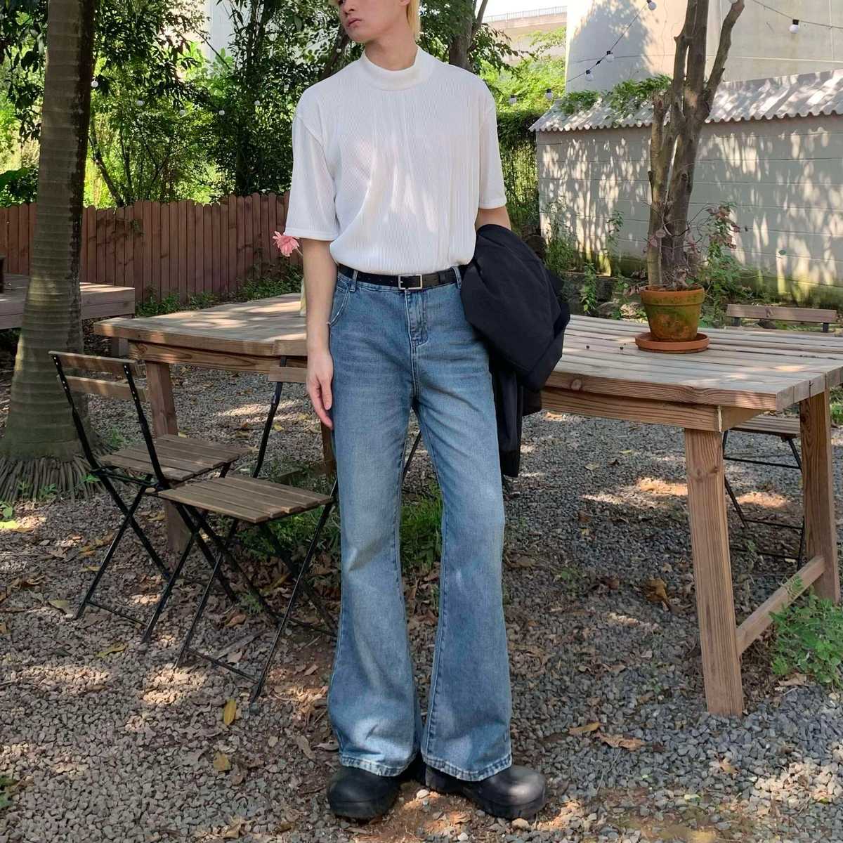 カジュアルスタイル ヴィンテージ風ワイドフレアデニム