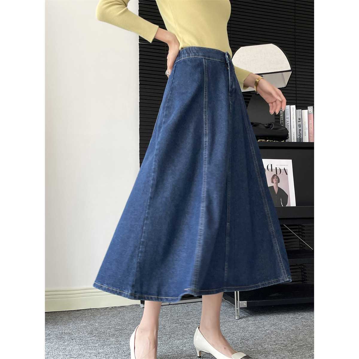 なめらかシルエット デニムフレアスカート