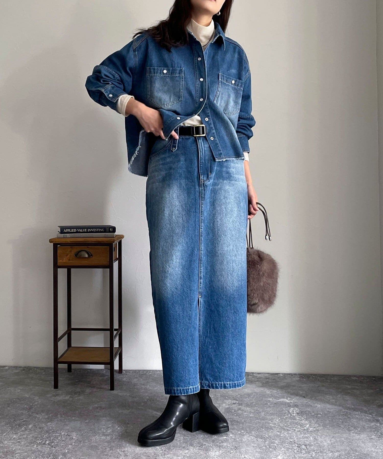 レトロワーク風デニムロングタイトスカート