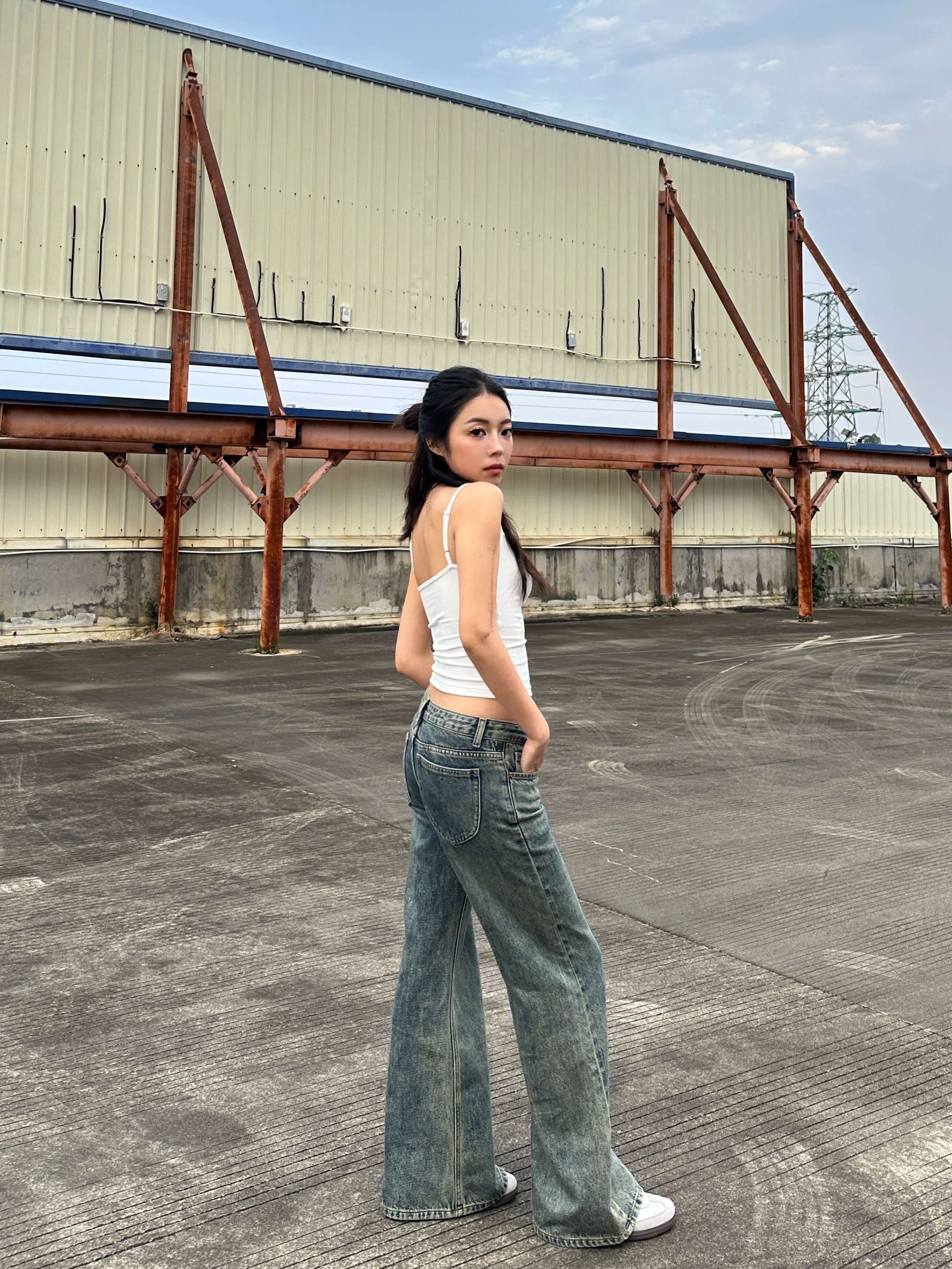 アメリカンスタイル ヴィンテージ風ワイドフレアデニム