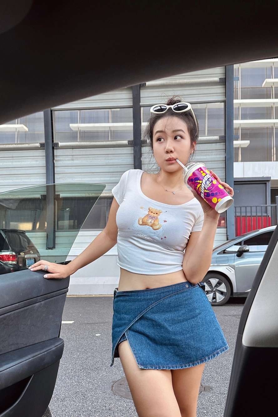 カジュアルスタイル　爽やかデニムラップミニスカート