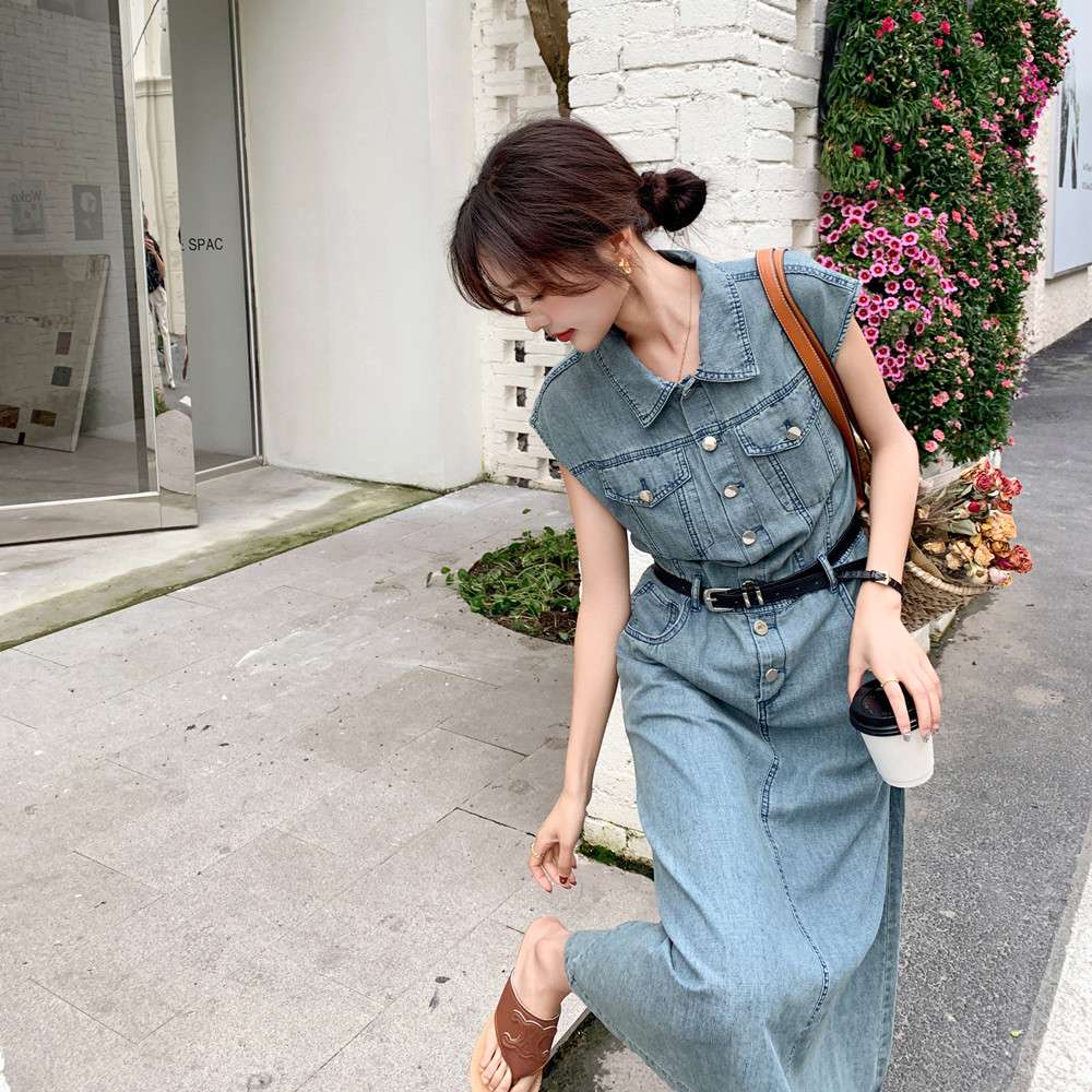 カジュアルスタイル 夏のカフェスタイル デニムシャツワンピース