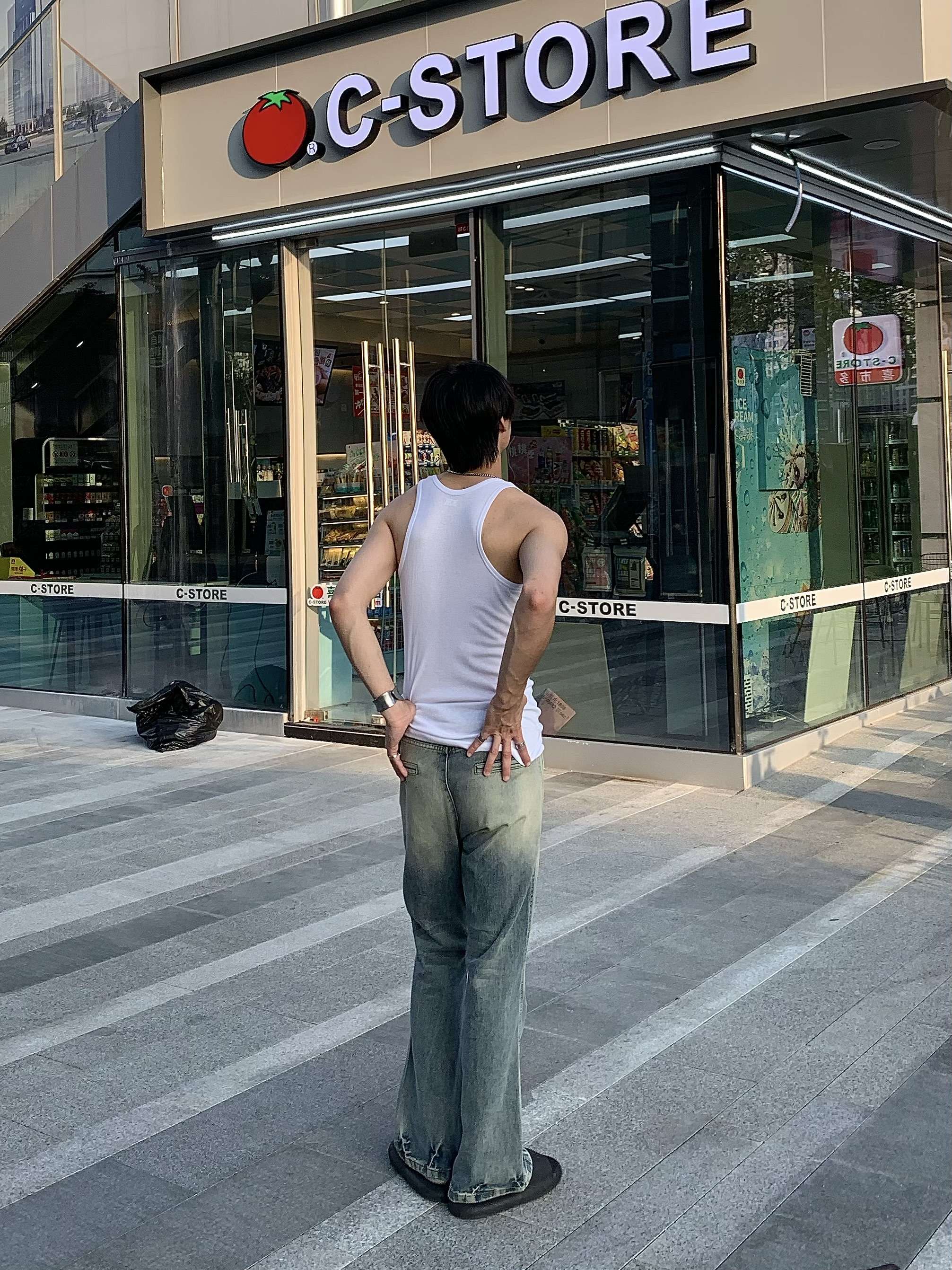 ストリートスタイル ヴィンテージウォッシュ フレアデニム