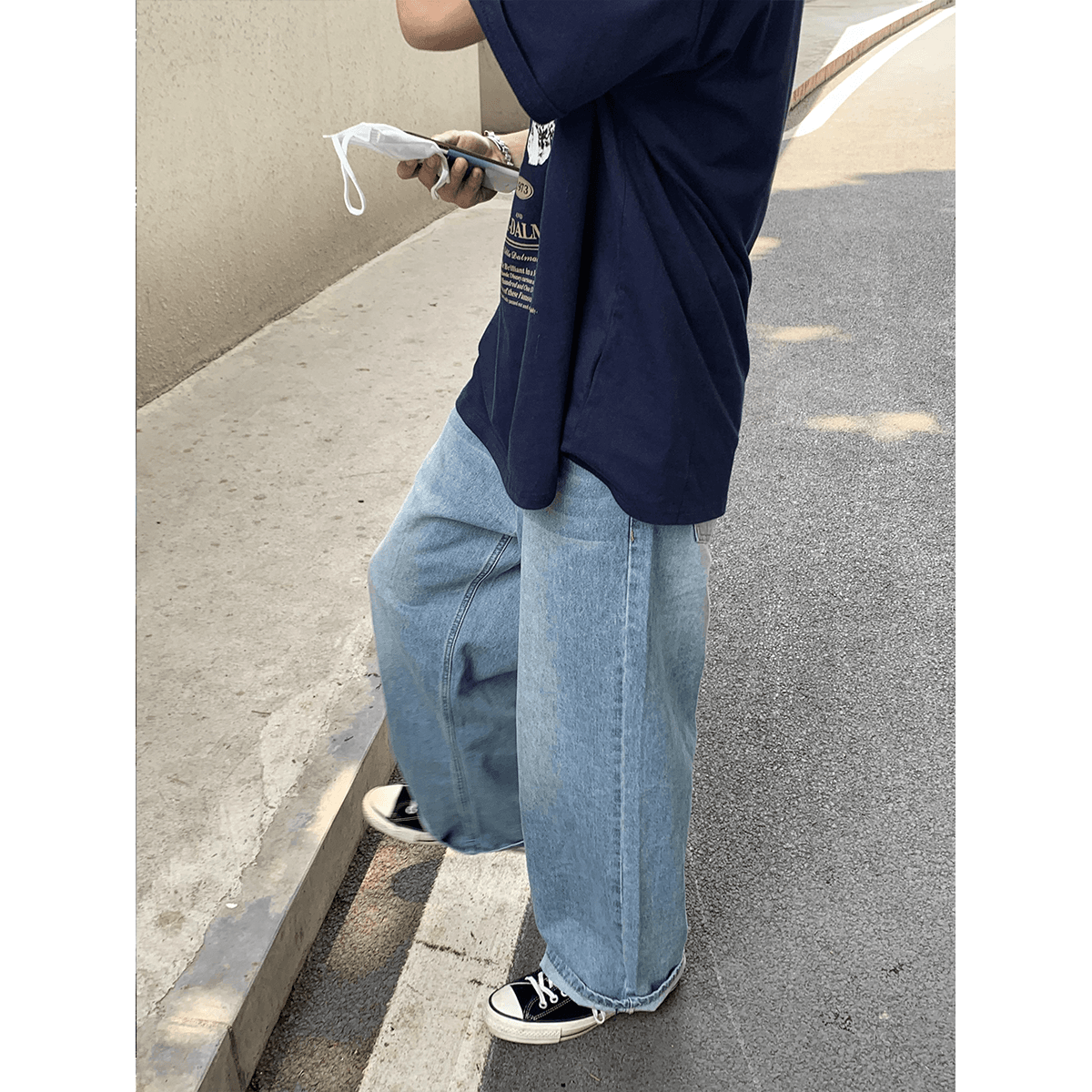 ゆったりワイドデニムパンツ