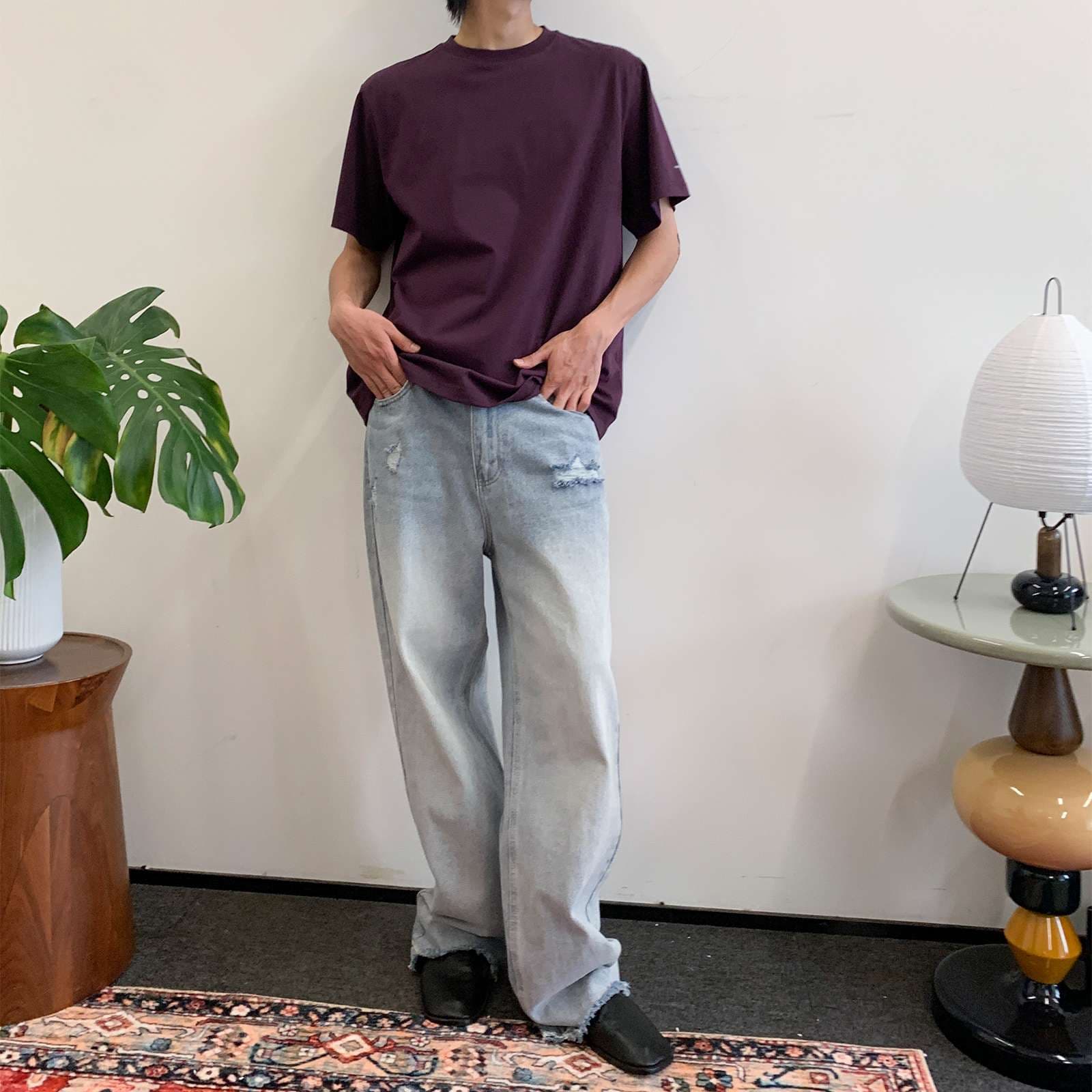 デニム  ゆったりシルエットの裾フリンジジーンズ