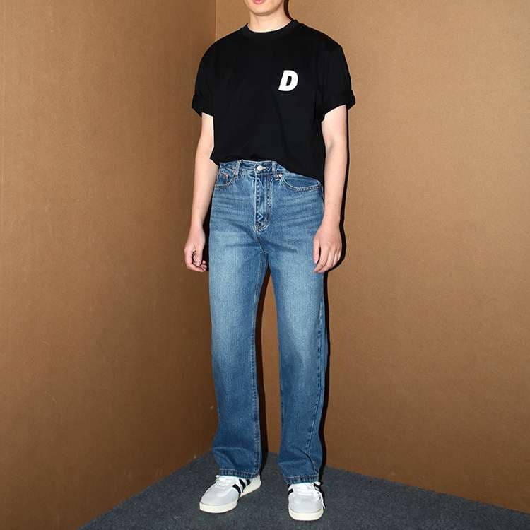 カジュアルスタイル リラックスワイドストレートデニム