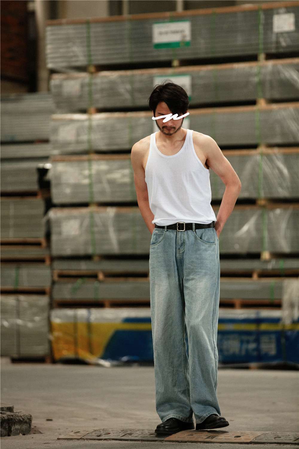 カジュアルスタイル ワイドリラックスデニム 90年代風