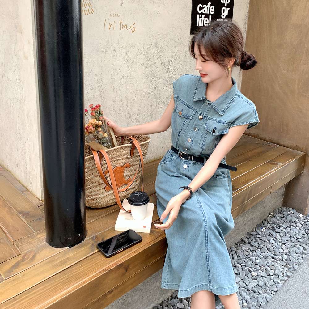 カジュアルスタイル 夏のカフェスタイル デニムシャツワンピース