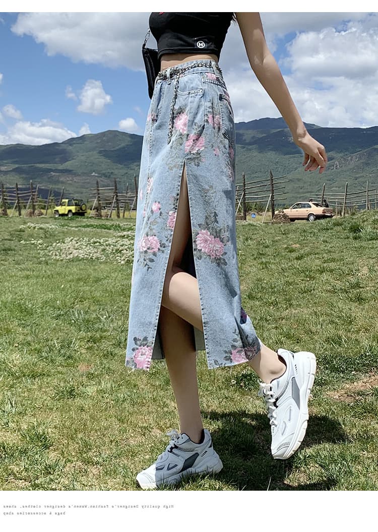 花柄デニムスカート ロング丈 スリット入り 大人可愛い
