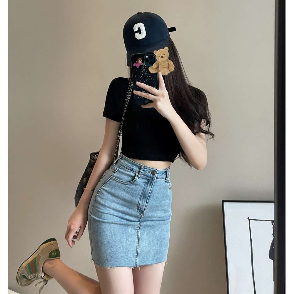 カジュアルスタイル　 ハイウエストタイトデニムミニスカート