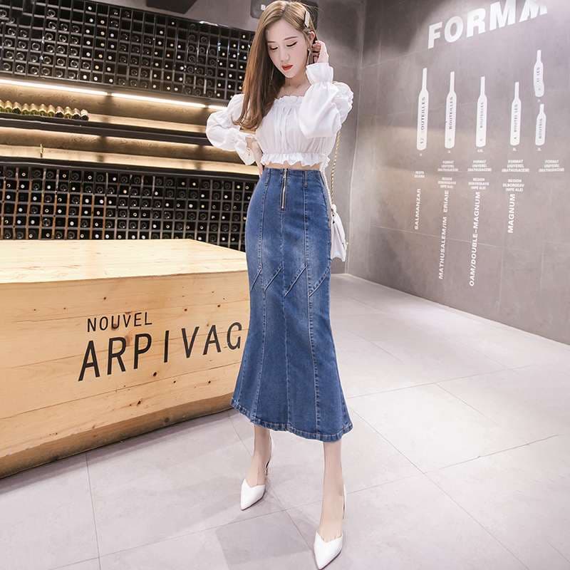 カジュアルスタイル　マーメイドラインデニムスカート