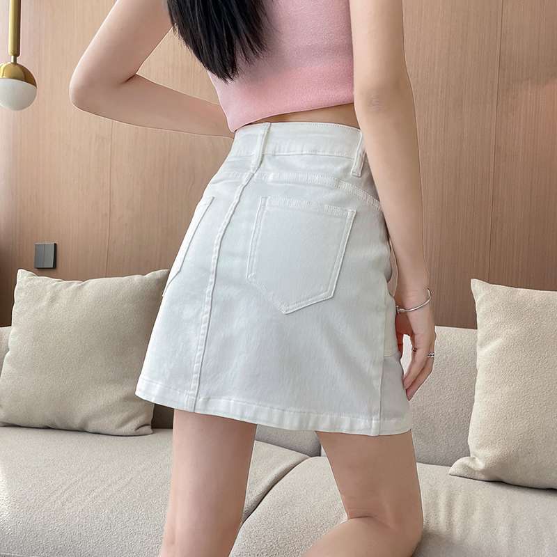 カジュアルスタイル　 ハイウエストデニムスカート