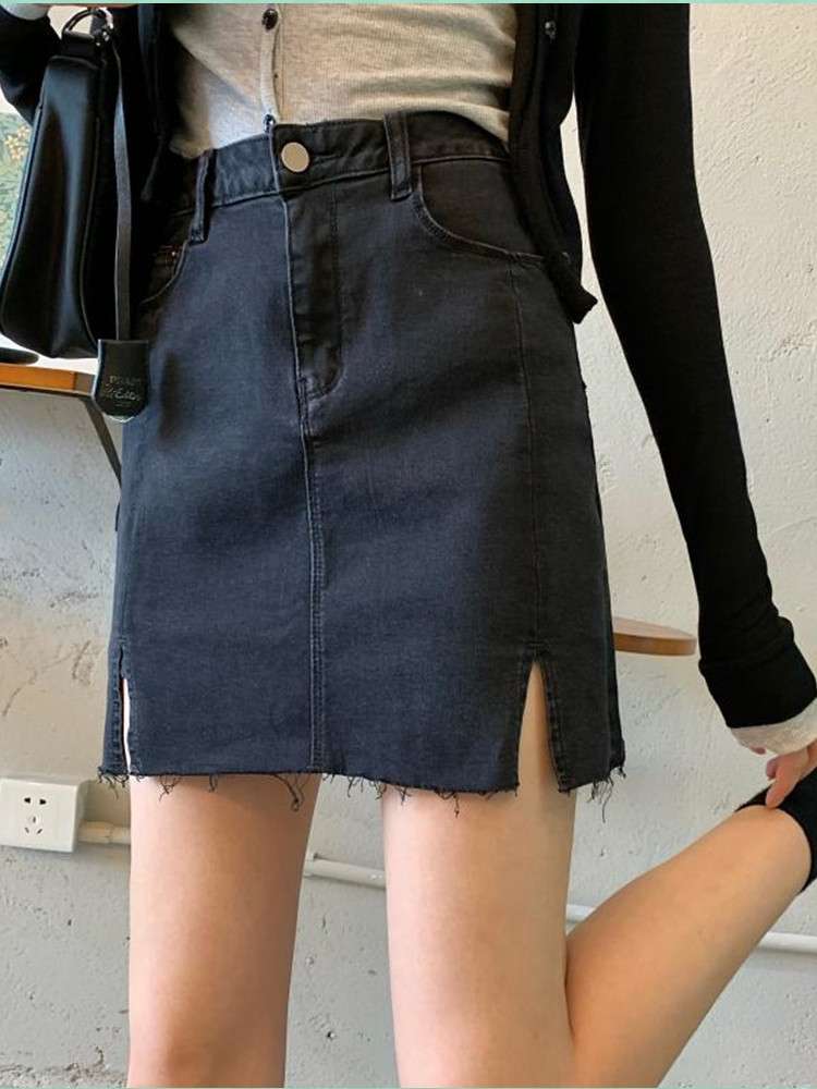 カジュアルスタイル　 フリンジ裾デニムミニスカート