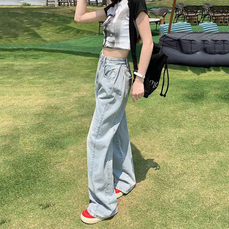 ゆったりワイドレッグデニムパンツ