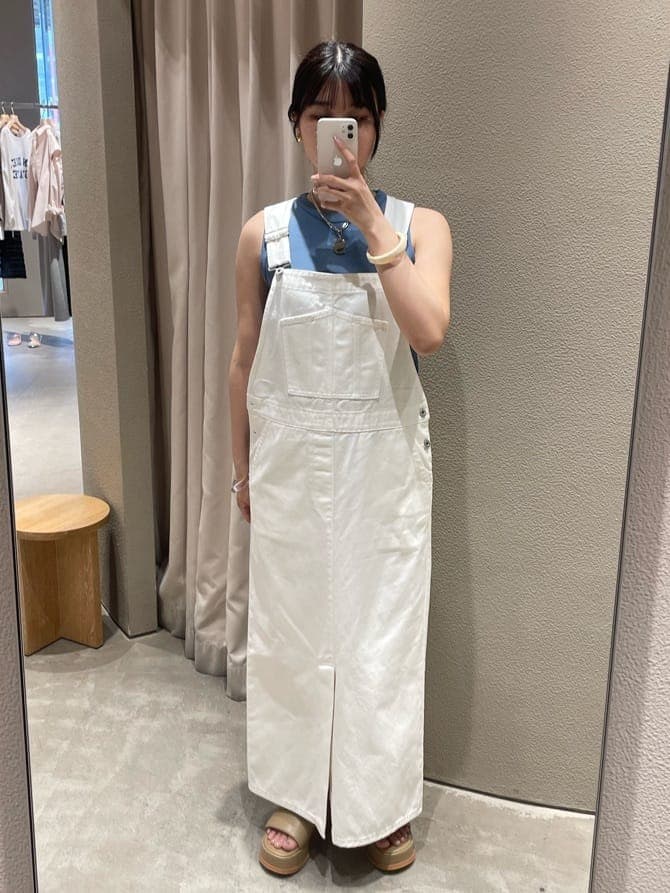 デニムスカート 長さのあるマキシ丈サロペットスカート