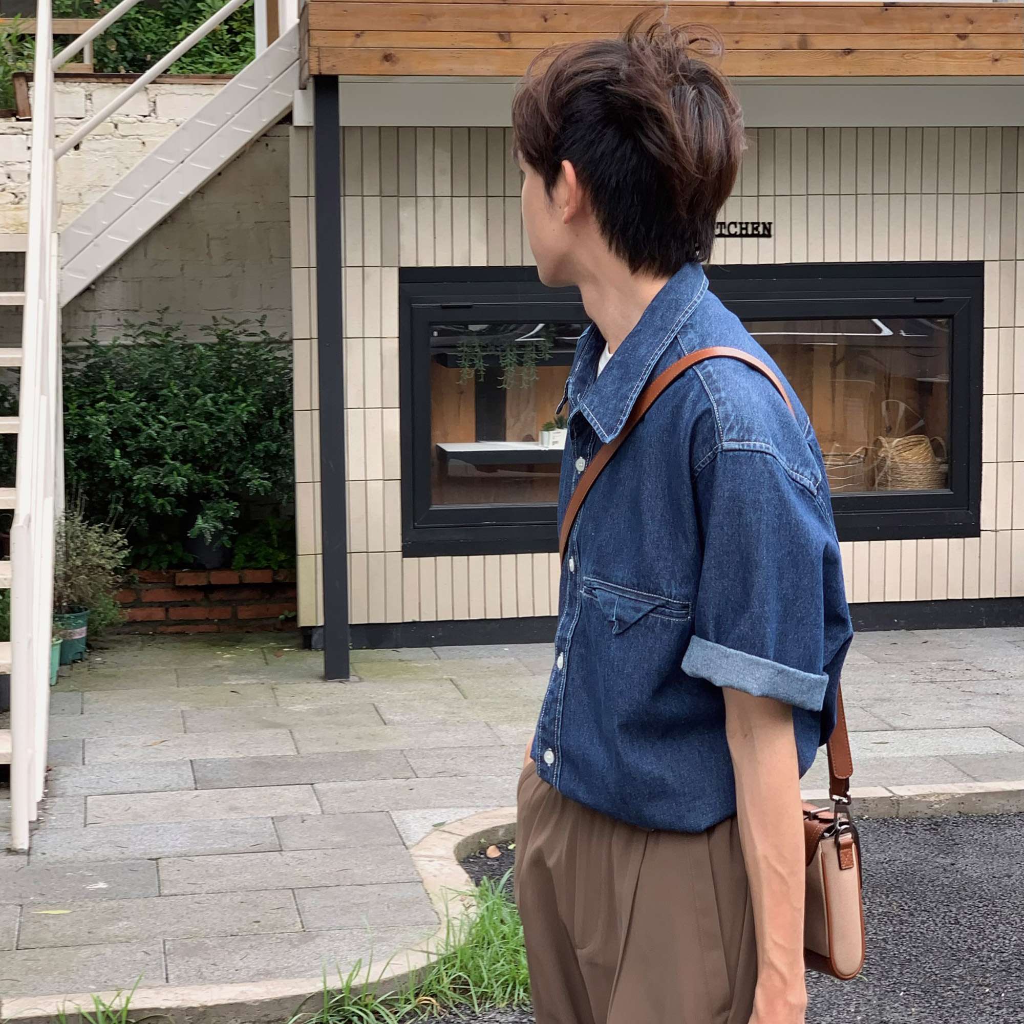 韓国スタイル リラックスフィットオーバーサイズデニムシャツ