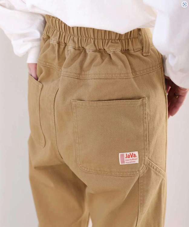 デニム ゆったりシルエットのワイドパンツ